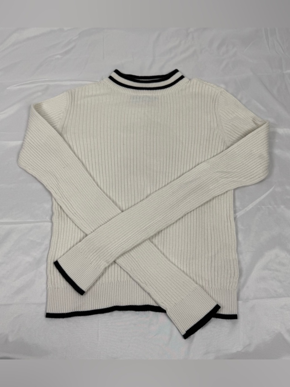 Aéropostale Ribbed Sweater Cream Black Trim Cropped Preppy Minimalist Size L